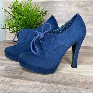 Fioni blue suede heels - Size: 7